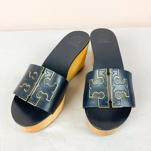 LIKE NEW -TORY BURCH NAVY & GOLD TRIM LEATHER INES WOODGRAIN SLIDE WEDGES SIZE 6